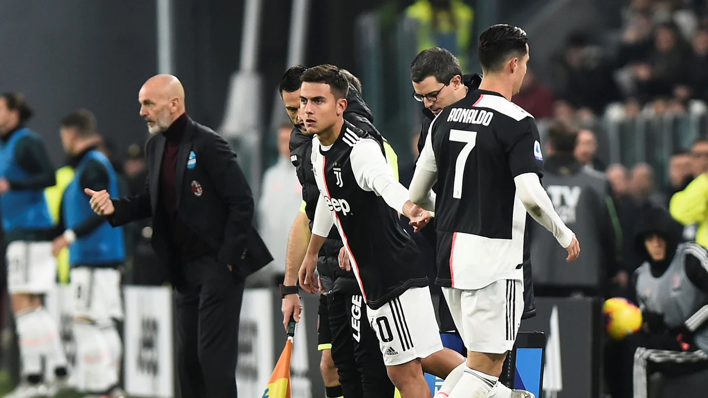 Cristiano Ronaldo sustituido por Dybala Cristiano Ronaldo sustituido por Dybala
