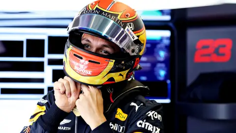 Alexander Albon seguirá como piloto de Red Bull Alexander Albon seguirá como piloto de Red Bull