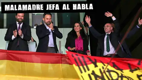 Dirigentes de Vox celebrando el resultado del 10N Malamadre jefa al habla
