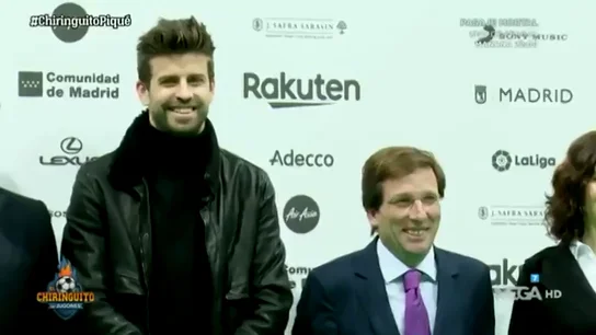 Gerard Piqué y Almeida, hermanados por la Copa Davis: "Le hemos cambiado de equipo. ¿Has visto la corbata?" Gerard Piqué y Almeida, hermanados por la Copa Davis: "Le hemos cambiado de equipo. ¿Has visto la corbata?"