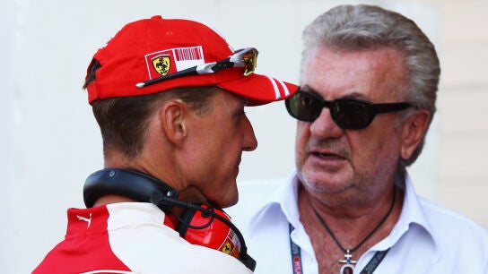Schumacher, junto a Willi Weber