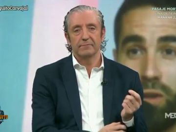 Lo más viral: la cara de Josep Pedrerol tras decir Carvajal que "no merece la pena responder" una pregunta de Juanfe Sanz Lo más viral: la cara de Josep Pedrerol tras decir Carvajal que "no merece la pena responder" una pregunta de Juanfe Sanz