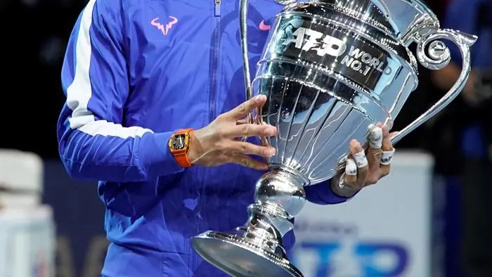 Rafa Nadal recibe el premio de número uno del mundo