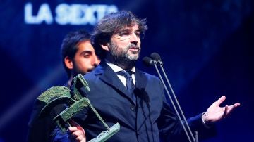 Jordi Évole recibe el Premio Ondas nacional de televisión al mejor programa de actualidad