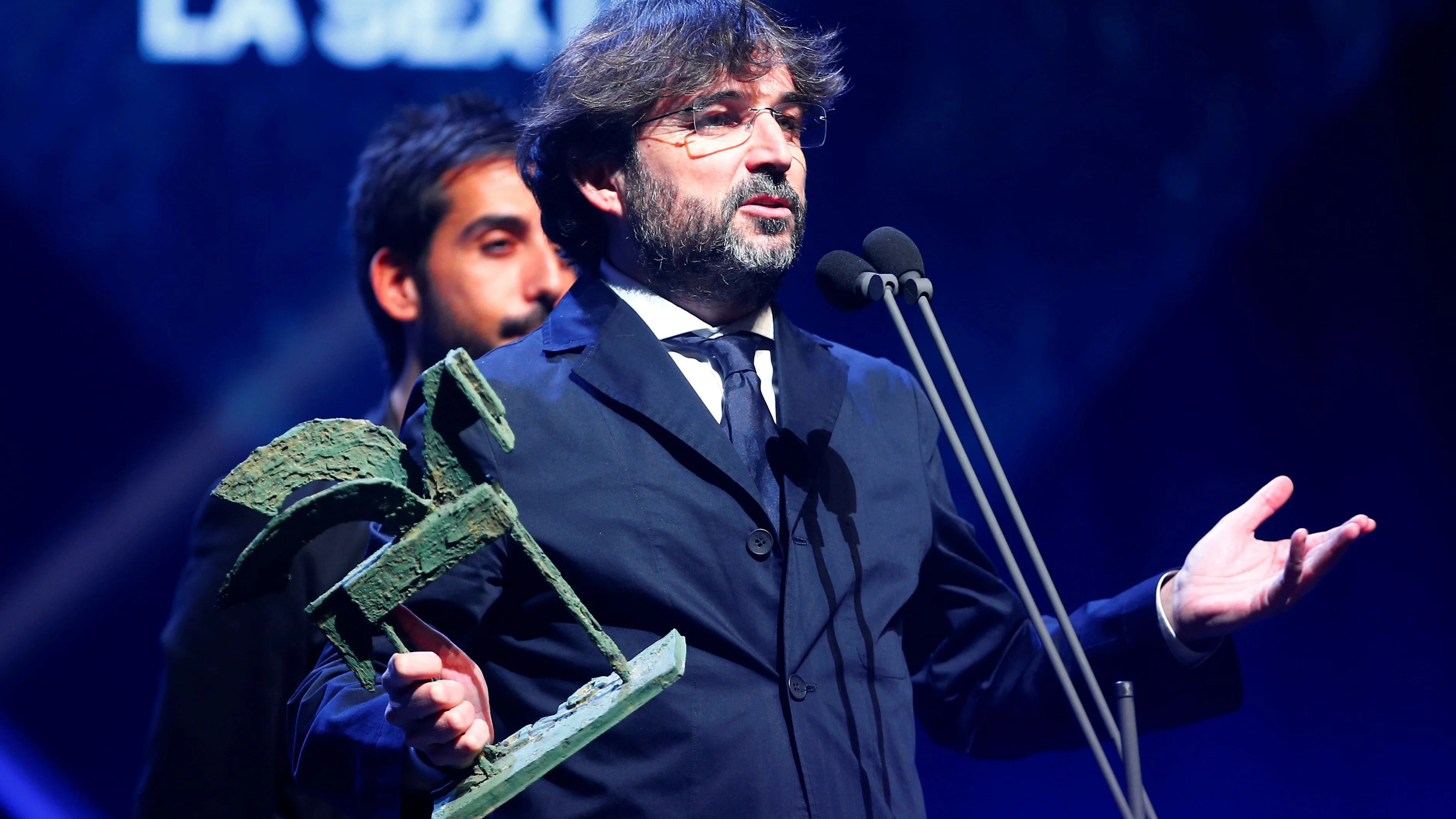 Jordi Évole recibe el Premio Ondas nacional de televisión al mejor programa de actualidad