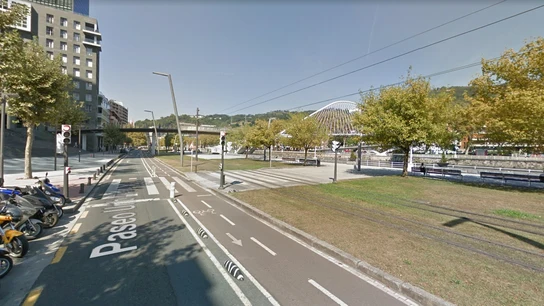 Zona de Uribitarte en Bilbao Zona de Uribitarte en Bilbao