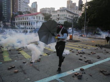 Gas lacrimógeno en Hong Kong durante las protestas Gas lacrimógeno en Hong Kong durante las protestas