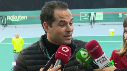 Ignacio Aguado ante los medios