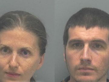 Sheila y Ryan O'Leary tras ser detenidos Sheila y Ryan O'Leary tras ser detenidos