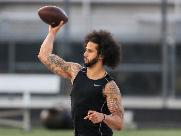 Colin Kaepernick, en un entrenamiento Colin Kaepernick, en un entrenamiento