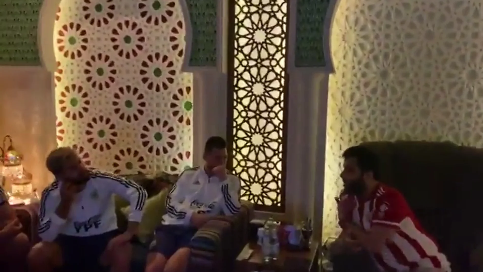 ¿Qué hacían Messi, Agüero y Dybala en la casa del jeque del Almería?
