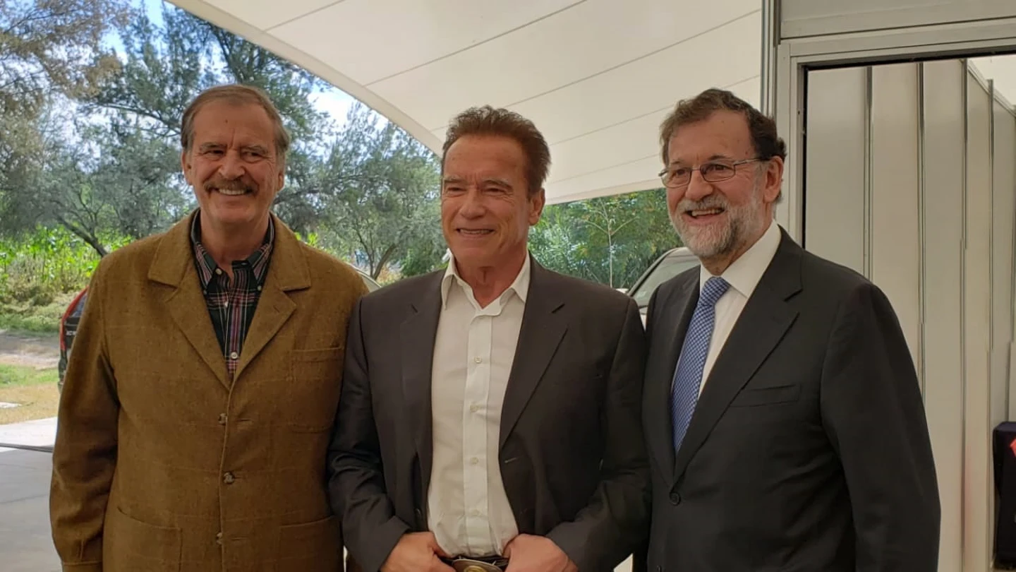 El expresidente mexicano Vicente Fox, junto a Arnold Schwarzenegger y Mariano Rajoy El expresidente mexicano Vicente Fox, junto a Arnold Schwarzenegger y Mariano Rajoy