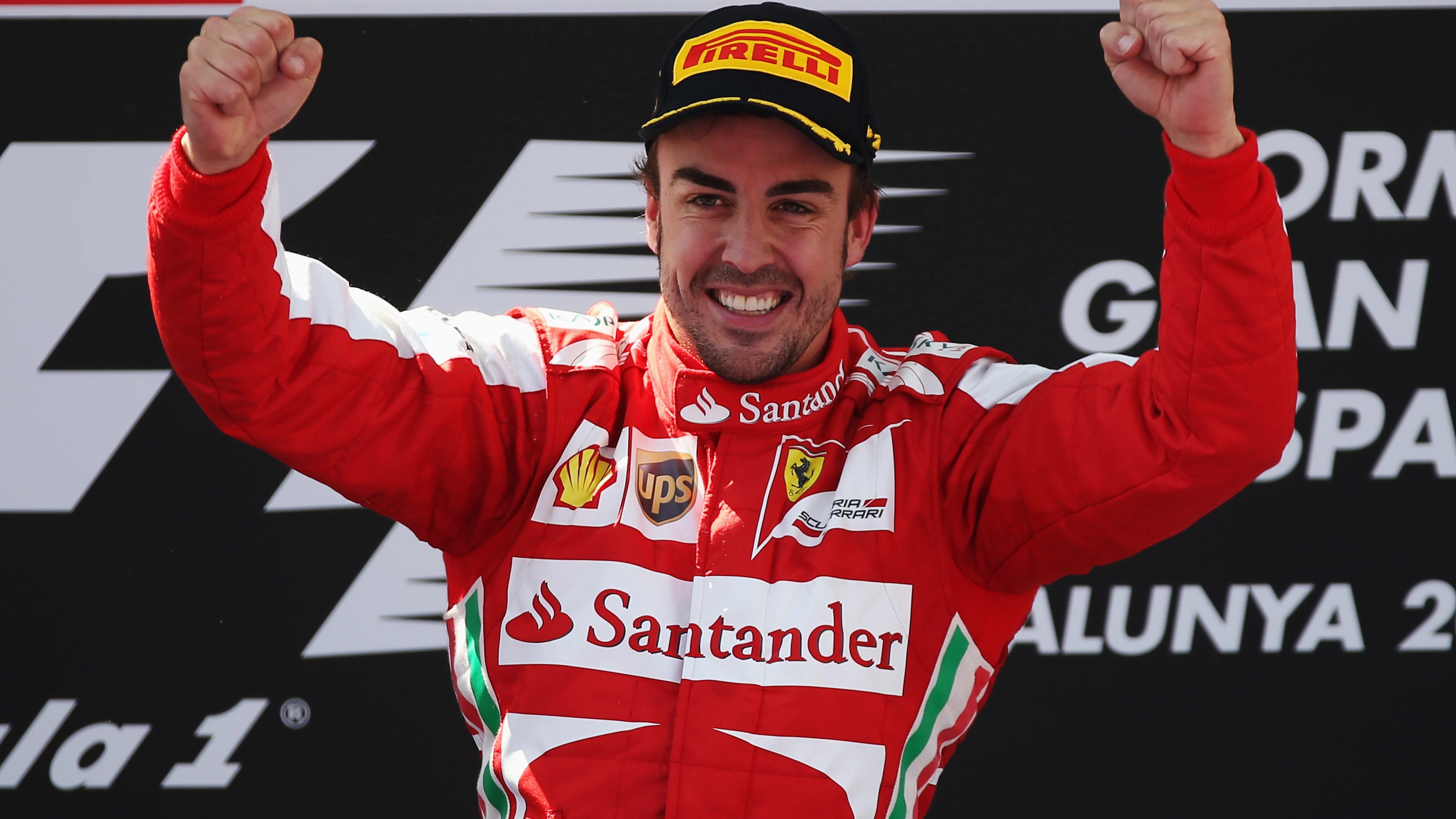 Fernando Alonso celebra una victoria con Ferrari