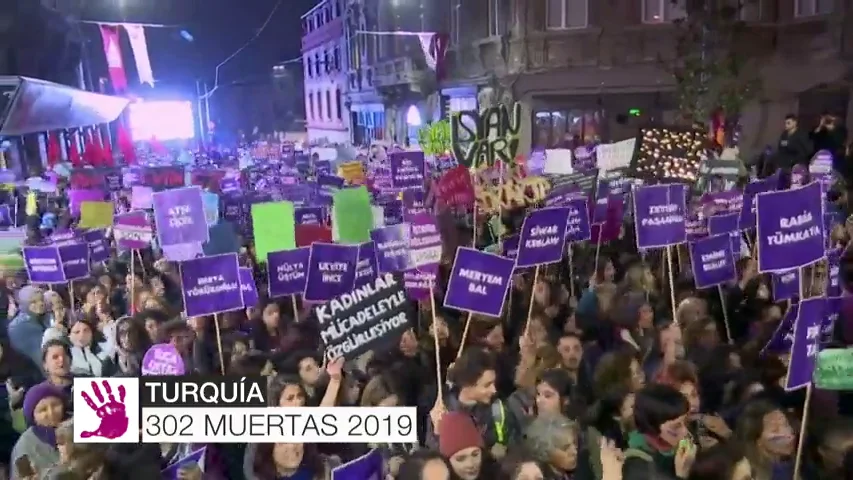 Mujeres de todo el mundo inundan las calles de reivindicaciones por el fin de la violencia machista