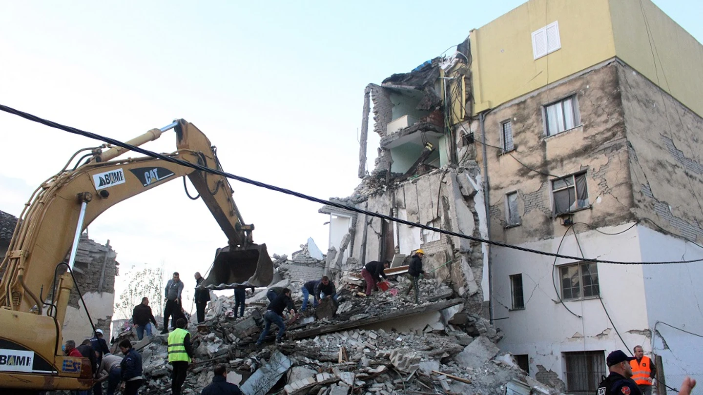 Albania vive el peor terremoto en 40 años Albania vive el peor terremoto en 40 años
