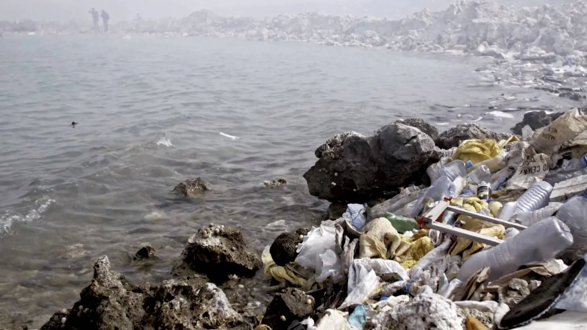 Thilafushi, la 'isla basura' que muestra las vergüenzas de la generación  del plástico