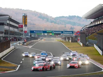 Salida Super GT 2019 Fuji DTM R1 Salida Super GT 2019 Fuji DTM R1