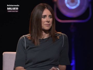 Edurne Portela, la primera mujer en escalar los 14 ochomiles: "Me dijeron que había terminado porque iba en expediciones con hombres" Edurne Portela, la primera mujer en escalar los 14 ochomiles: "Me dijeron que había terminado porque iba en expediciones con hombres"