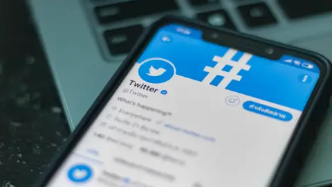 Twitter es una de las redes sociales más populares del mundo SEGURIDAD