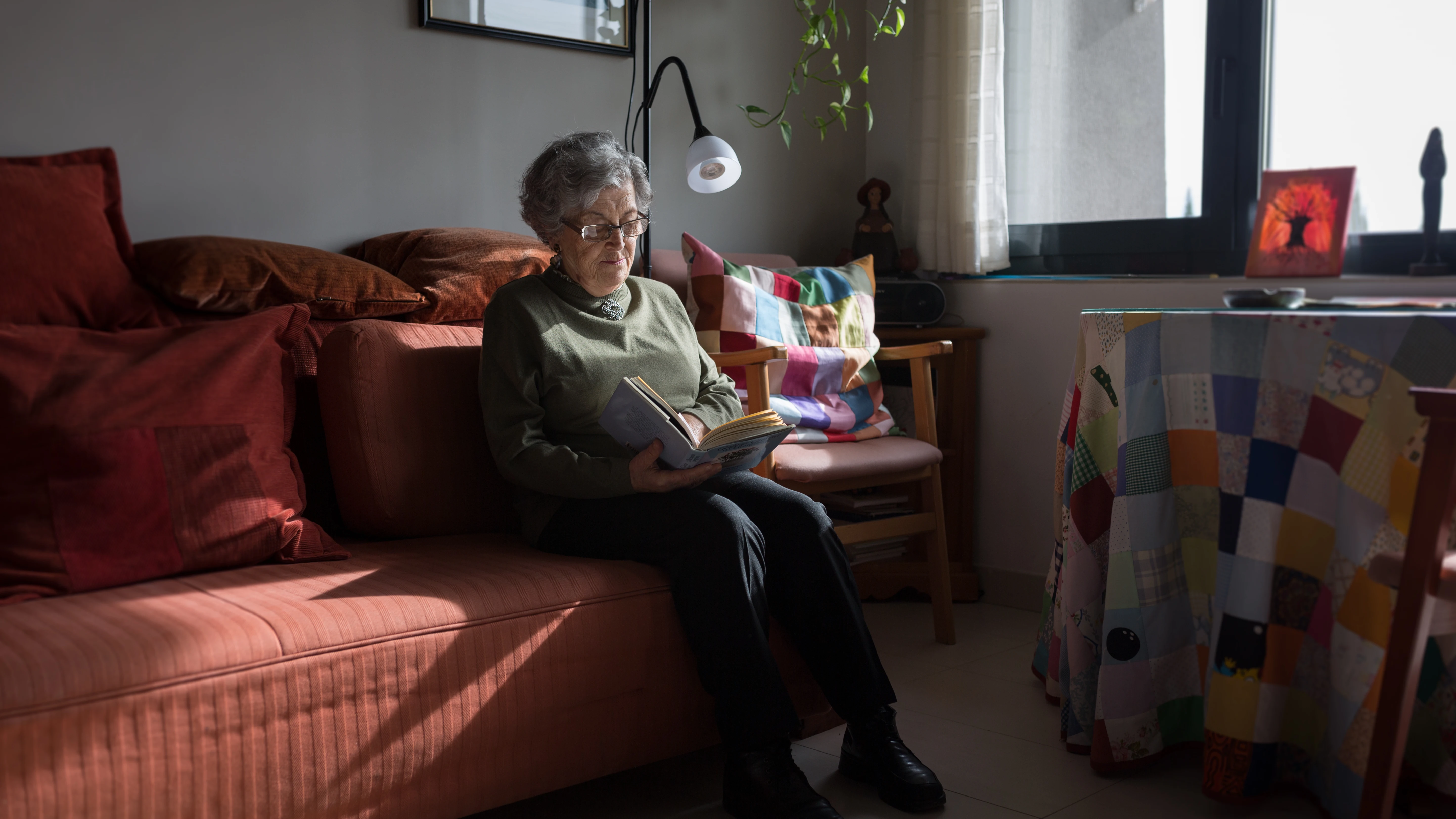 María Salud en su vivienda del centro social de convivencia Trabensol