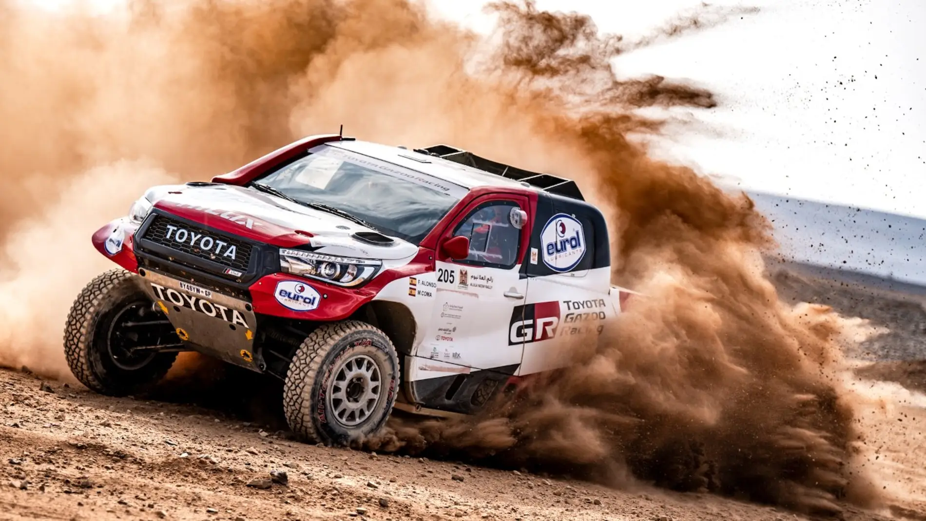 Fernando Alonso debutará en enero en el Rally Dakar