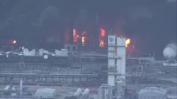 Evacuados los residentes de cuatro ciudades de Texas tras la explosión de una planta petroquímica
