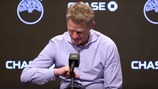 Steve Kerr en sala de prensa Steve Kerr en sala de prensa