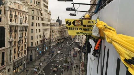 Iniciativa de Greenpeace contra el Black Friday