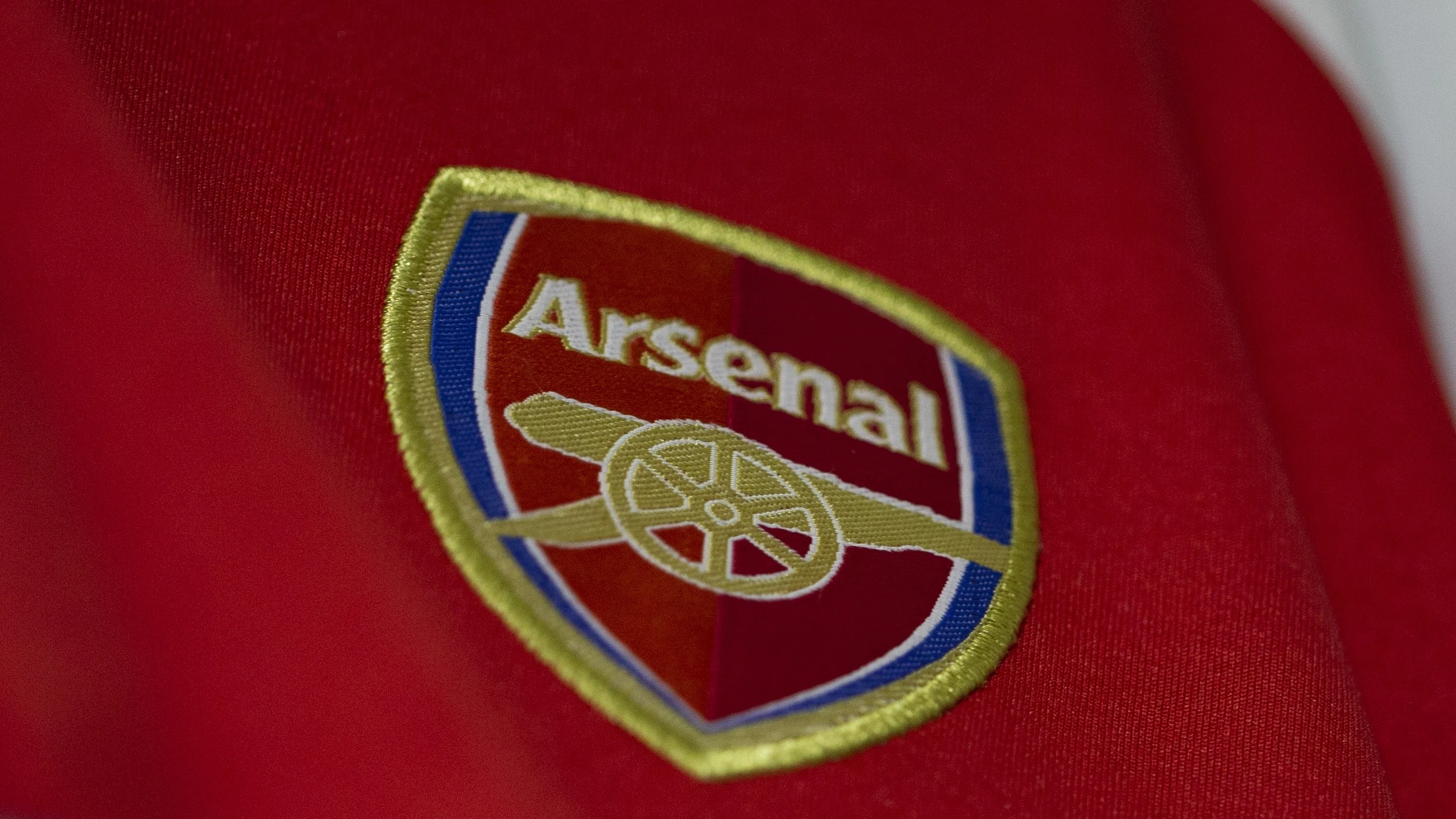 El escudo del Arsenal