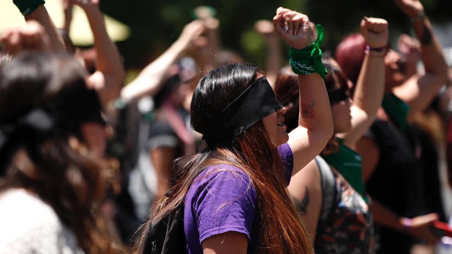 Coreografía de las feministas chilenas Coreografía de las feministas chilenas