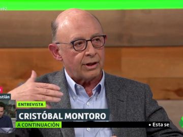 La confesión de Cristóbal Montoro: "Aún me duele haber sido el ministro de Hacienda que subió el IVA" La confesión de Cristóbal Montoro: "Aún me duele haber sido el ministro de Hacienda que subió el IVA"