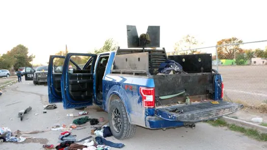 Un vehículo blindado tiroteado durante los hechos Un vehículo blindado tiroteado durante los hechos