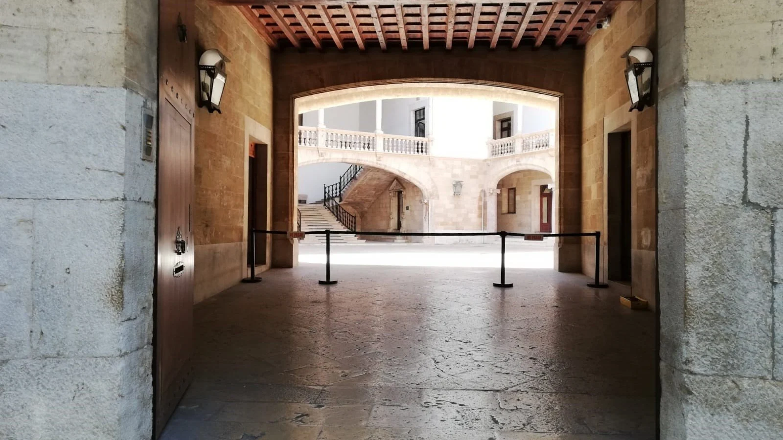 Entrada de la Audiencia Provincial de Baleares