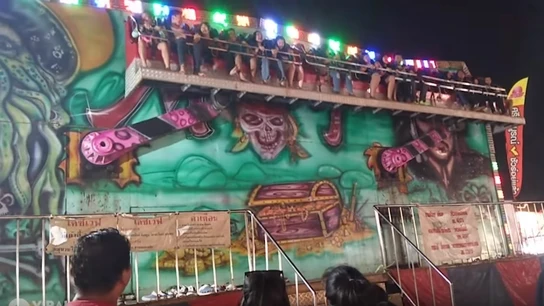 Accidente de atracción en Tailandia Accidente de atracción en Tailandia