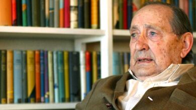 El escritor Miguel Delibes