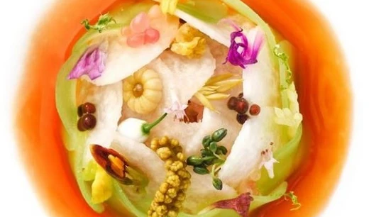 Encurtido de flores, otro de los platos para el menú Encurtido de flores, otro de los platos para el menú