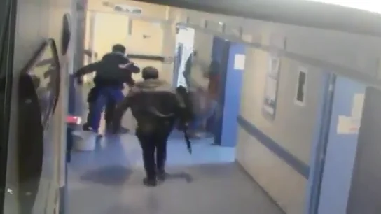 Siete sicarios asaltan un hospital para secuestrar a un hombre en México Siete sicarios asaltan un hospital para secuestrar a un hombre en México