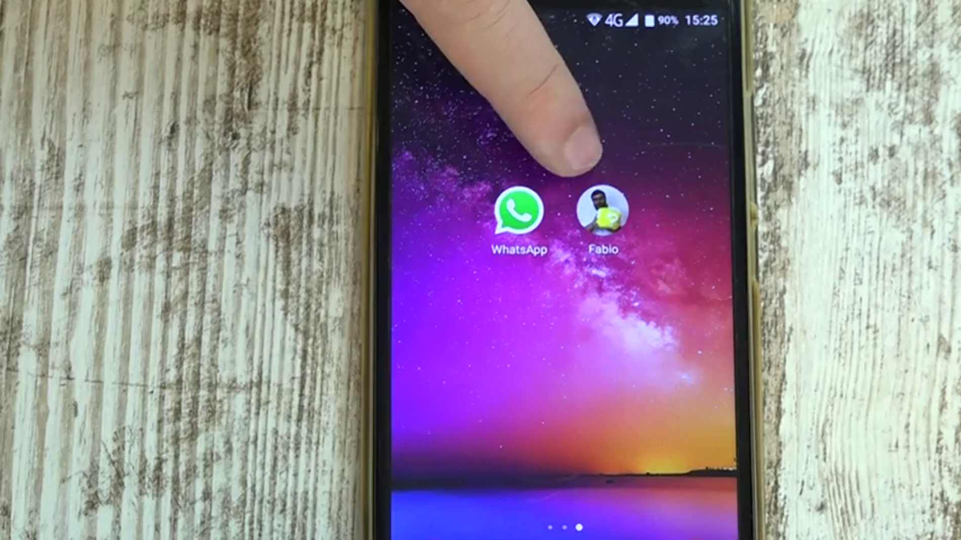 Cómo acceder a tus chats favoritos de WhatsApp desde el escritorio del móvil