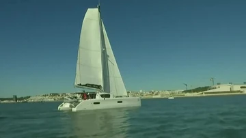 El catamarán en el que viaja Thunberg llega a Lisboa