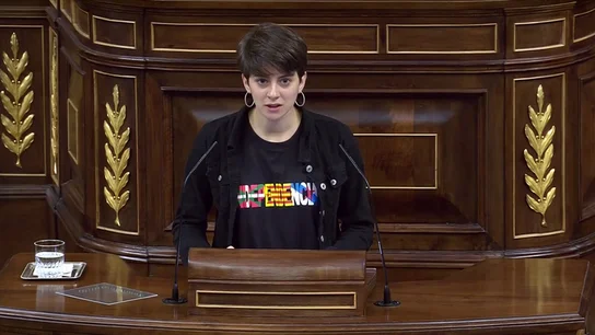 Polémica en el Congreso: Rosique (ERC) nombra a los políticos presos al leer la lista de los diputados Polémica en el Congreso: Rosique (ERC) nombra a los políticos presos al leer la lista de los diputados