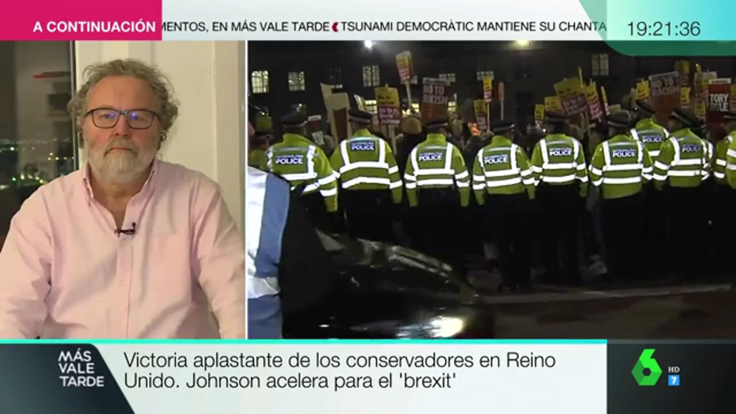 John Carlin, tras la victoria de Johnson: "Es un payaso, pero un payaso muy inteligente John Carlin, tras la victoria de Johnson: "Es un payaso, pero un payaso muy inteligente