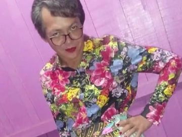 Un hombre disfrazado de su madre en Brasil Un hombre disfrazado de su madre en Brasil