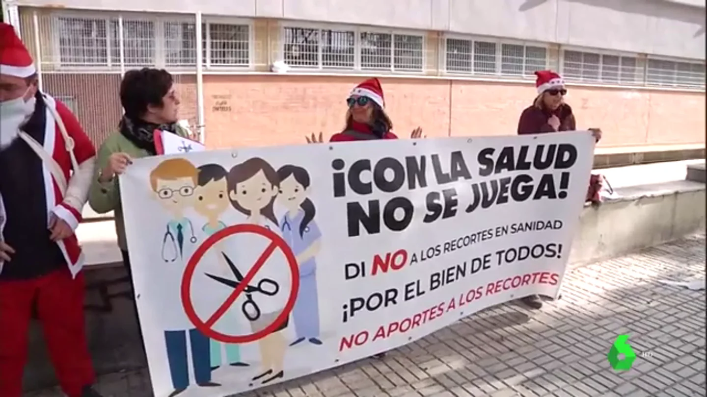 La sanidad pública se echa a las calles para denunciar la temporalidad y la precariedad del sector La sanidad pública se echa a las calles para denunciar la temporalidad y la precariedad del sector