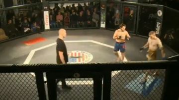 Momento de la pelea entre Francisco Barrio y Adi Durakovic