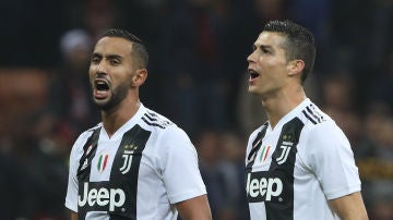 Cristiano y Benatia celebran una victoria de la Juve