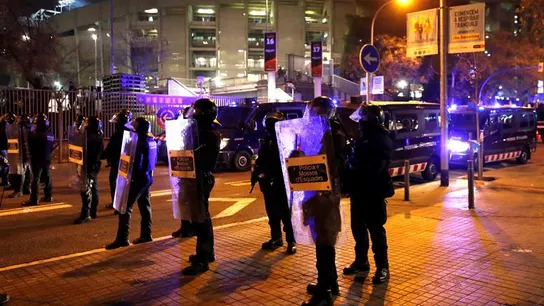 Los Mossos d'Esquadra. Los Mossos d'Esquadra.
