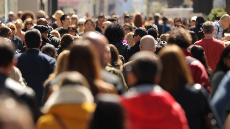 ¿Aceptarías estar geolocalizado para volver a salir a la calle? El Gobierno lo está barajando