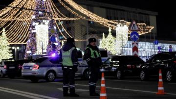 Policía rusa en el centro de Moscú