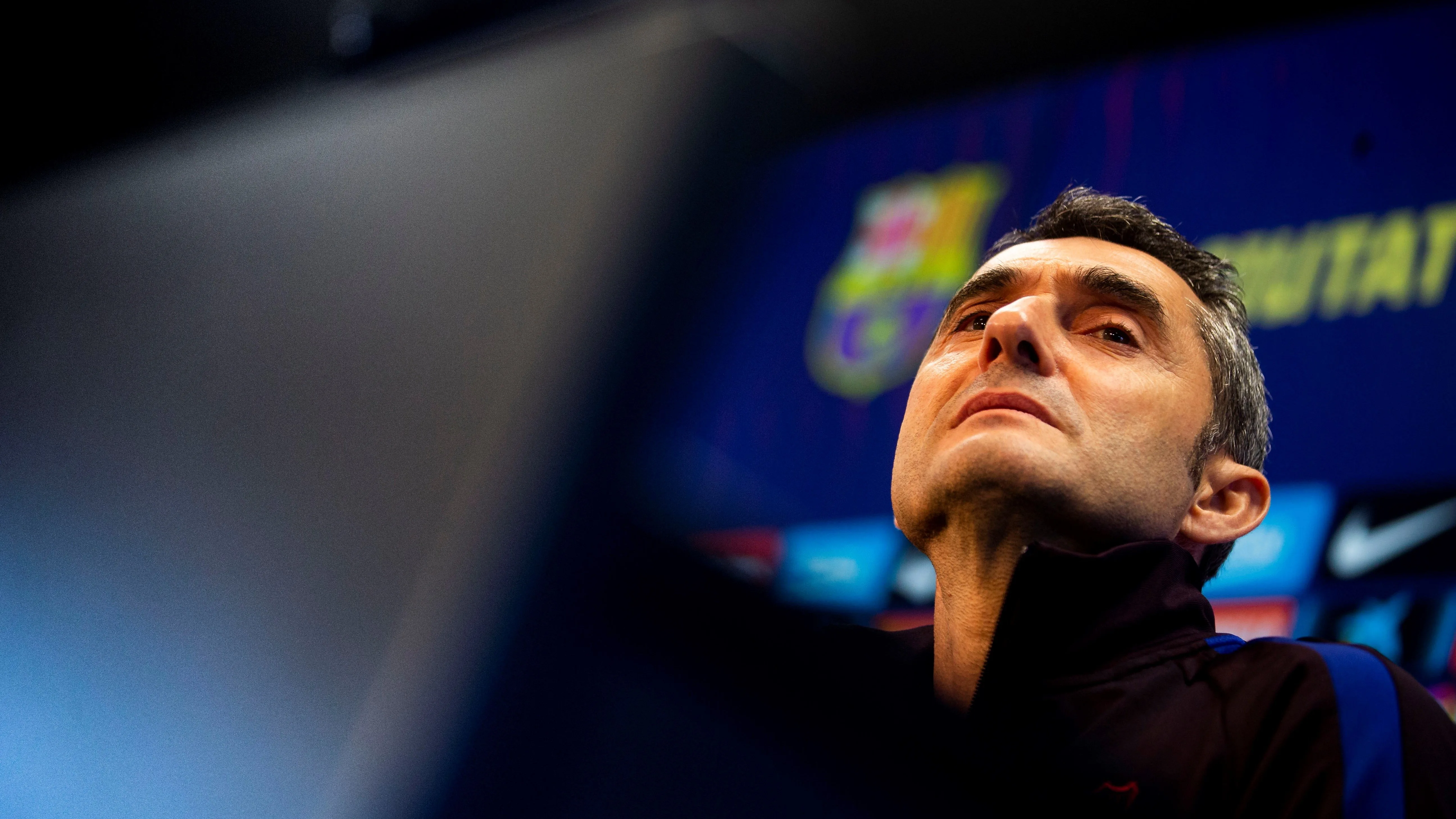 Ernesto Valverde, ante los medios