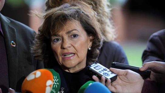 Carmen Calvo ante los medios Carmen Calvo ante los medios